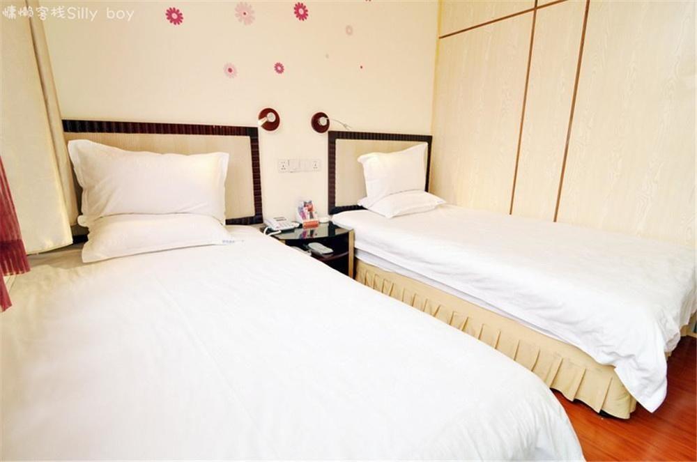 Renli Hotel Chengdu Eksteriør billede