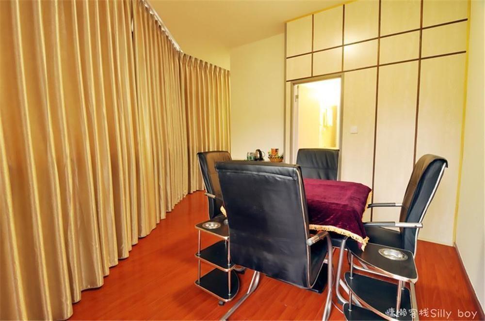 Renli Hotel Chengdu Eksteriør billede