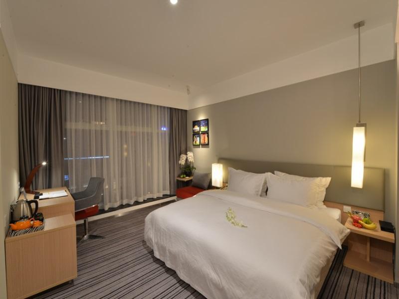 Renli Hotel Chengdu Eksteriør billede